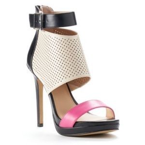 Gorgeous Juicy Couture Heels